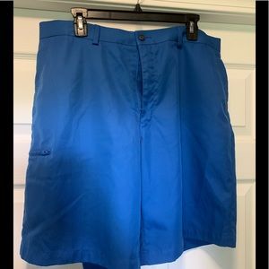 GOLF SHORTS